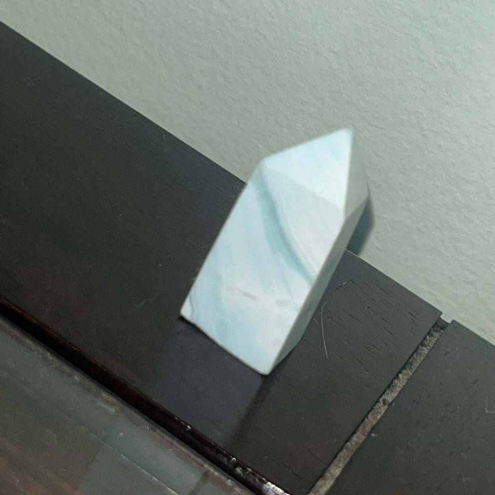 MINI LARIMAR TOWER